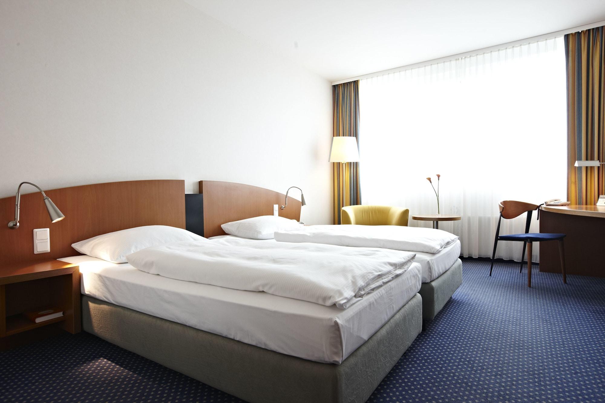 Vienna House By Wyndham Baltic Stralsund Hotel Room photo